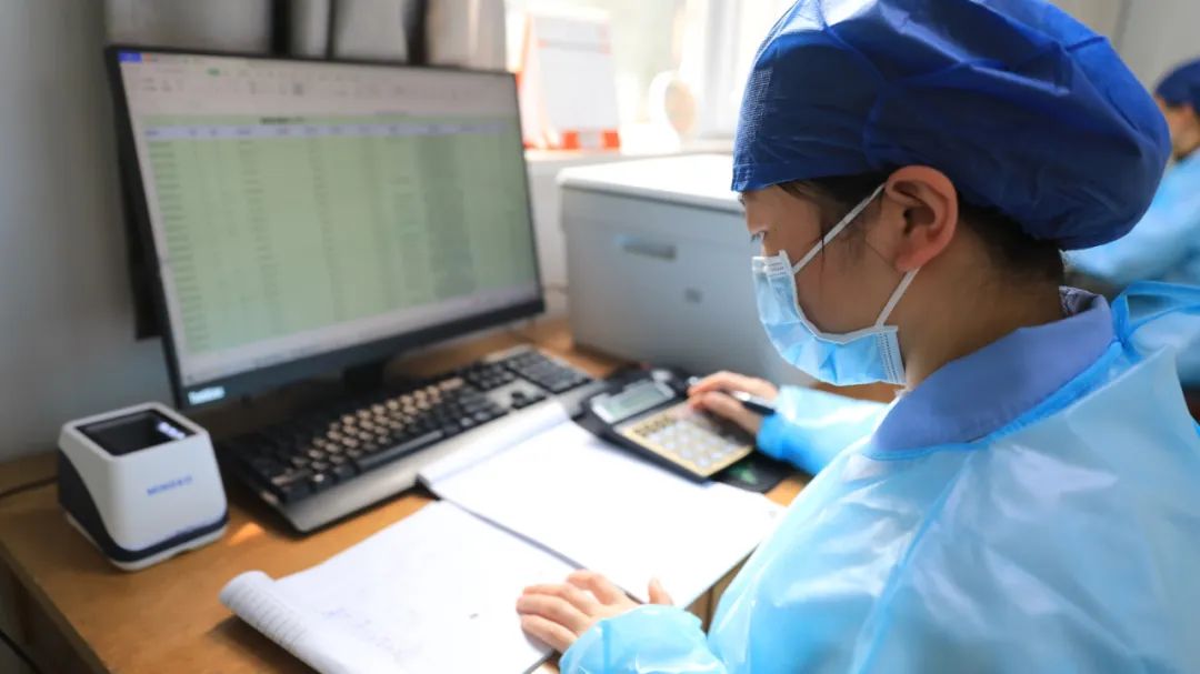 濮阳县人民医院：角落盛开英雄花