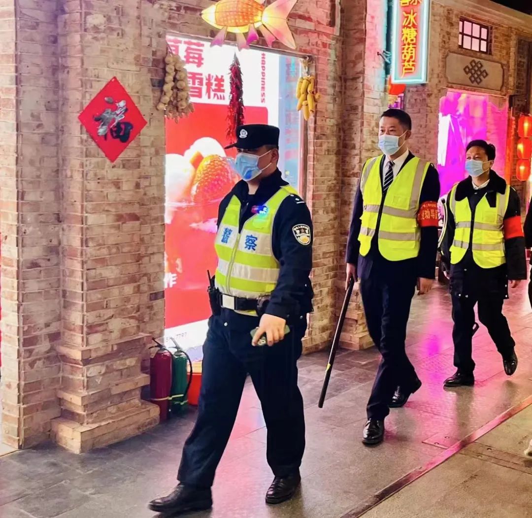 我在岗位上|郑州公安:五一,有我们在,请您放心!