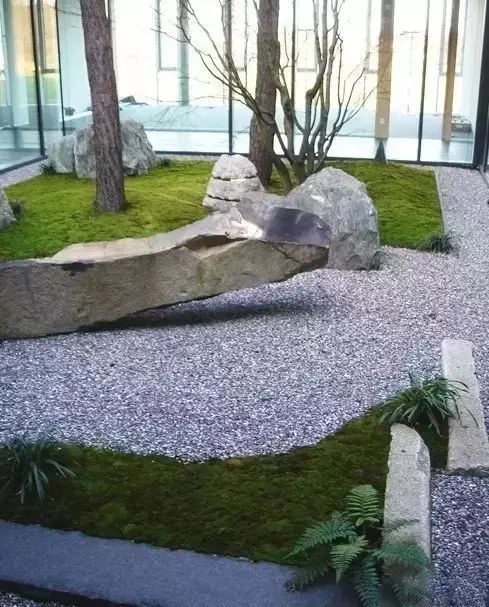 大山里捡回来的石头,大山里的石头块