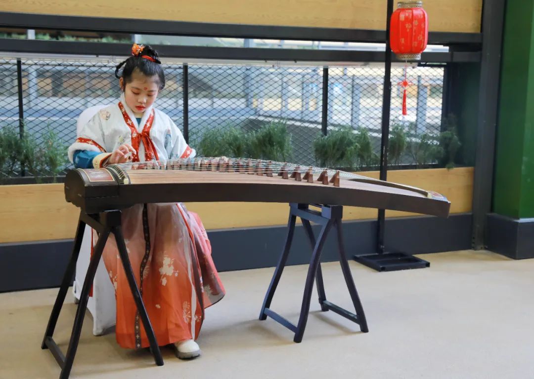 新津邀请赛,烟火邀请赛