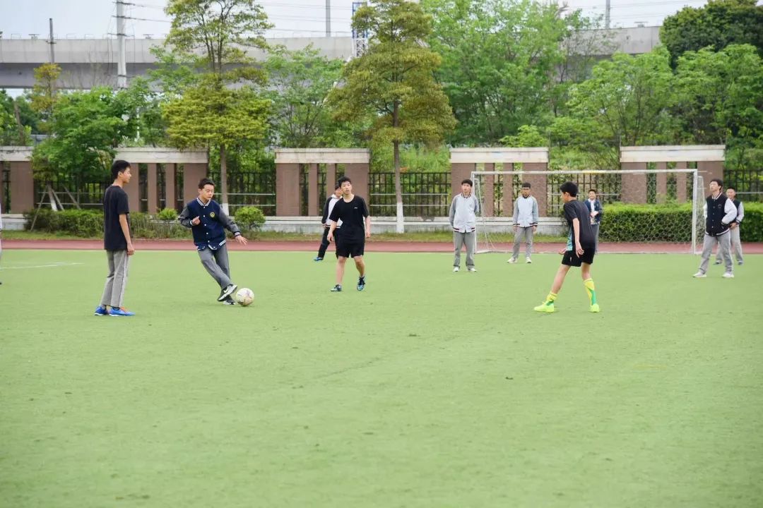 成都为明学校新津招生,新津为明学校可以学表演吗