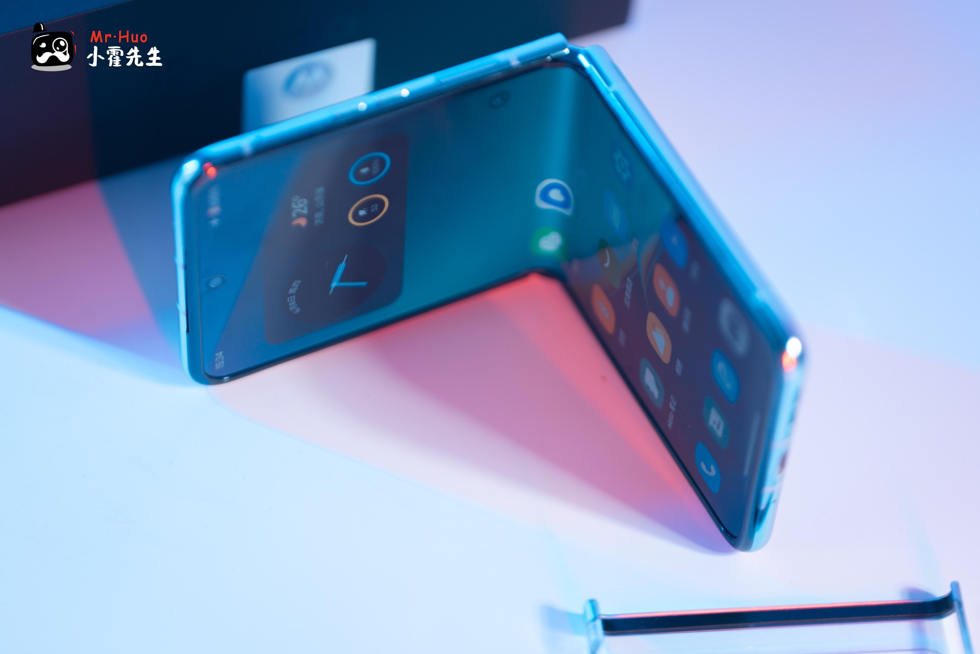 摩托罗拉折叠手机razr40ultra续航,摩托罗拉折叠手机razr40ultra