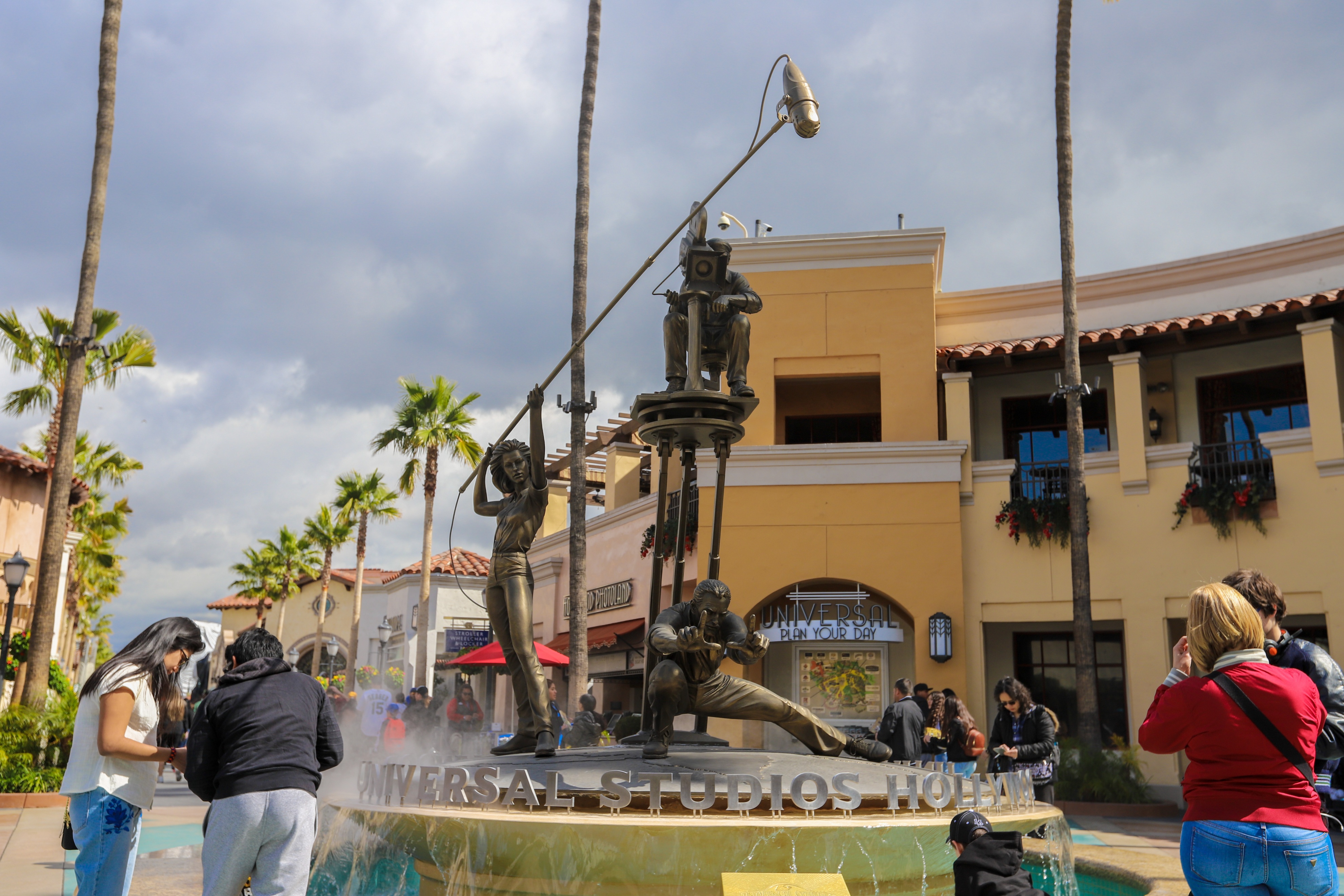 未来水世界环球影城互动,环球影城未来水世界震撼表演