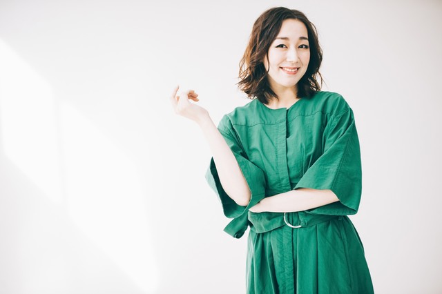 小叔子结婚买三金，婆婆让我一起去，没想到竟是为了给我也买一套