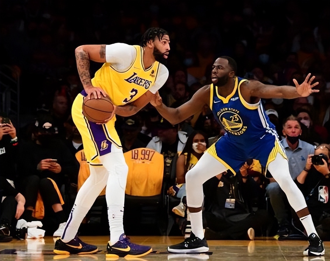 勇士输湖人！两大名嘴直言主场哨明显！肖华笑开花，抢七安排起来