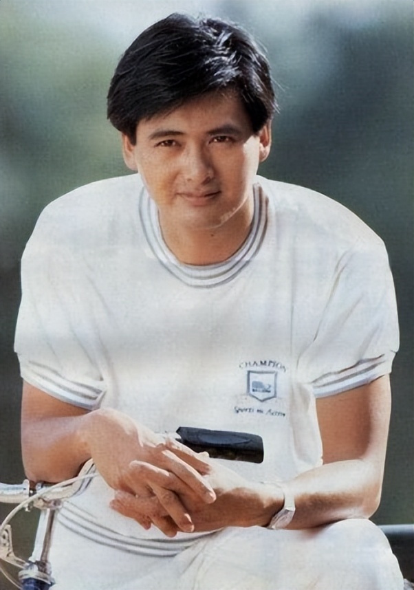 周润发落魄状态,周润发为什么跌入低谷