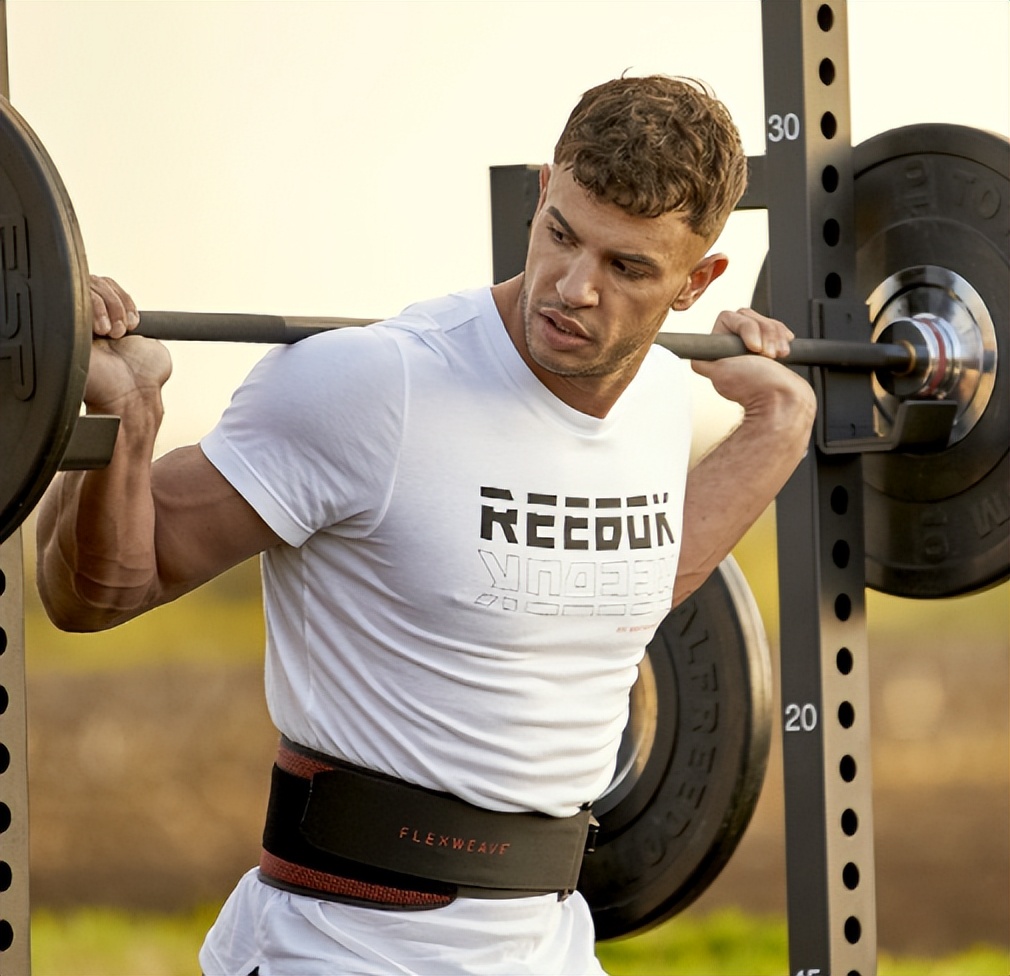 节日礼物推荐男士礼物排行榜,1000元左右送男士轻奢礼物推荐