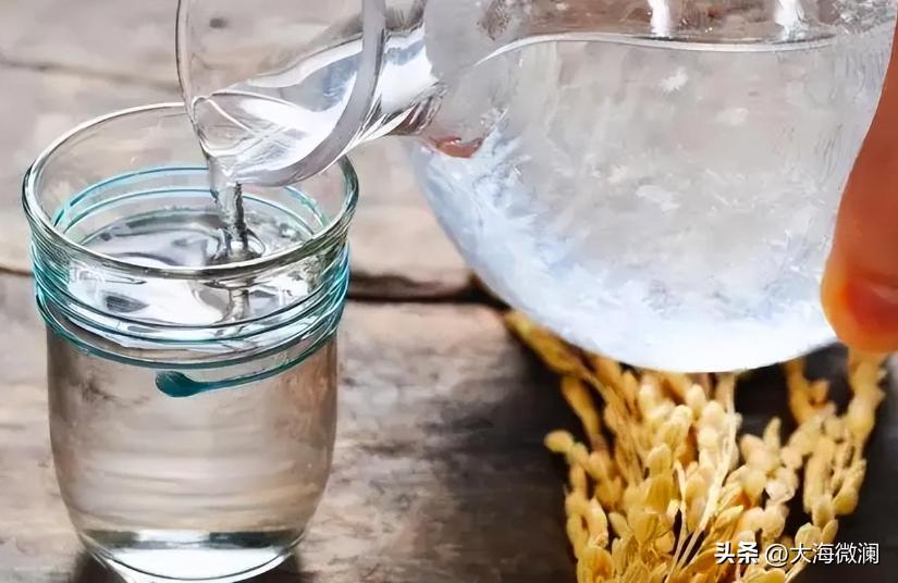 买了酒在哪里鉴定真假,买酒怎么辨别假酒