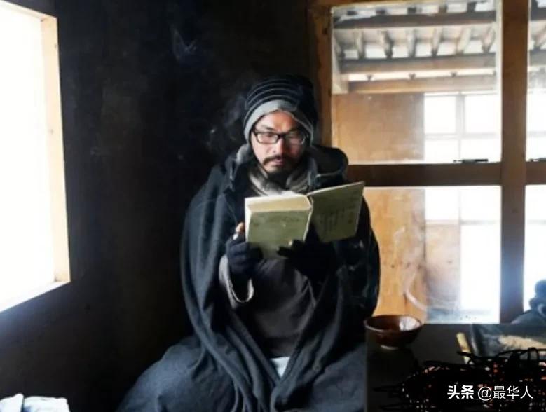 弘一法师抛妻弃子出家是不是不孝,史国良抛妻弃子出家的头条文章