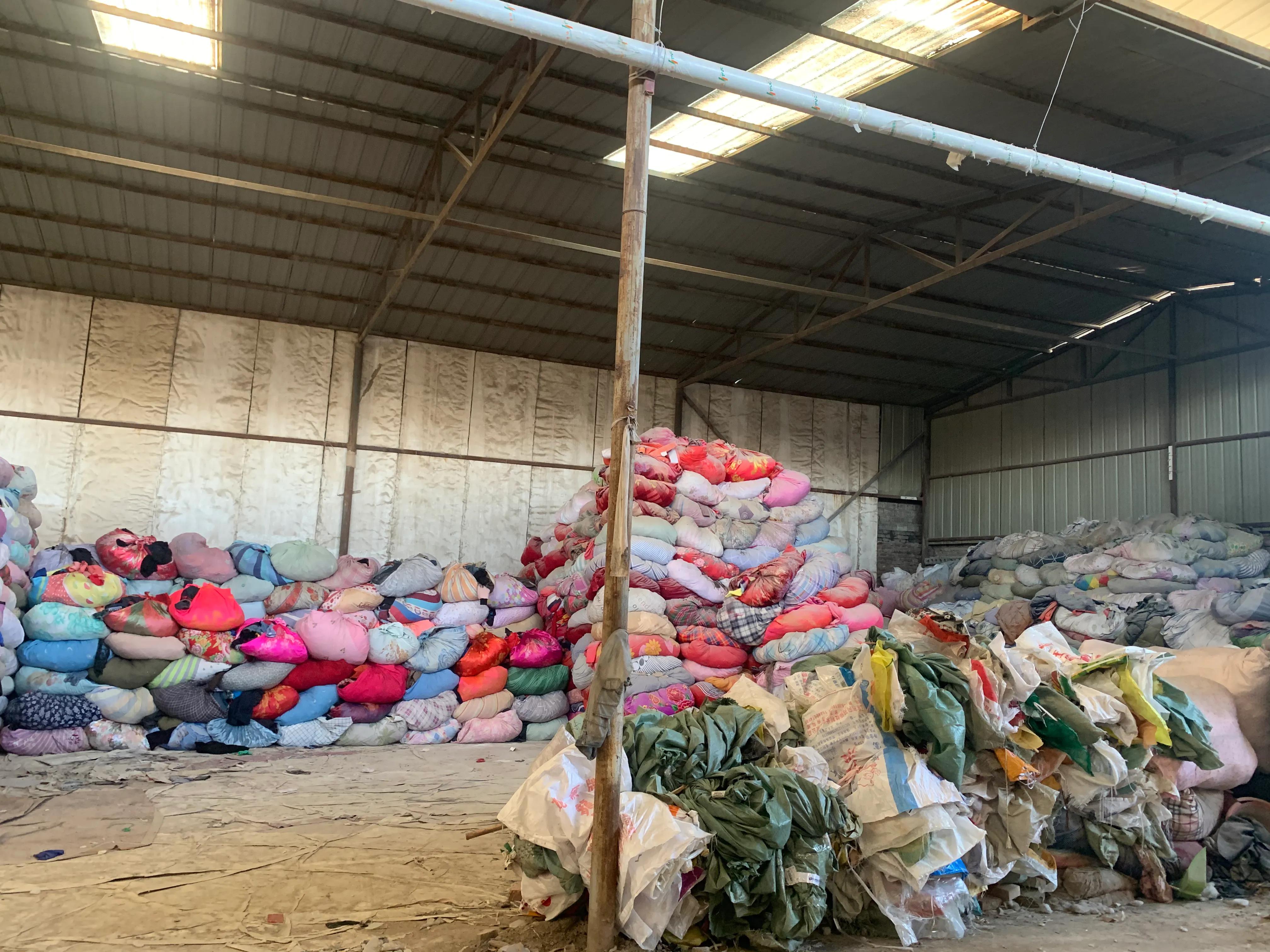 旧衣服回收换新衣服怎么盈利,揭秘你所不知道的旧衣服回收行业