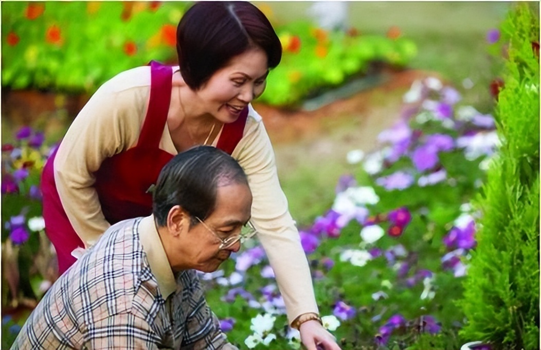 热恋时,女生不要向男方要这3样东西,一开口就掉价了