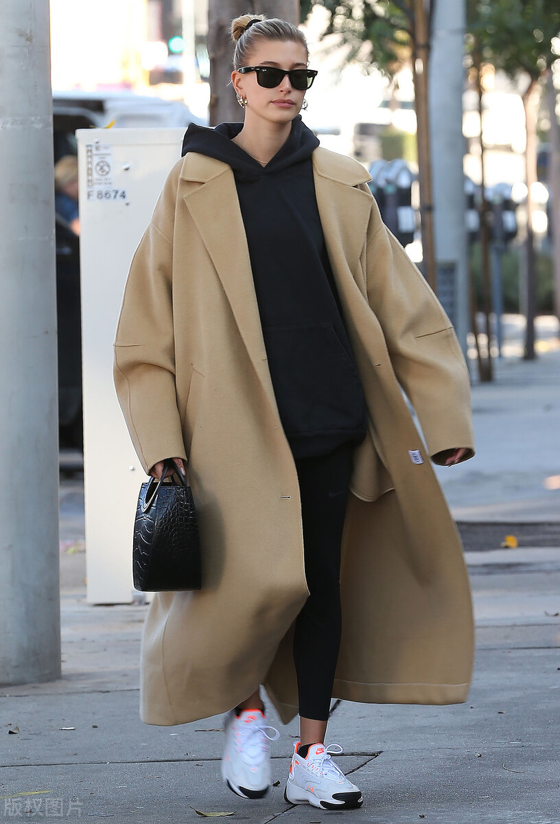 驼色大衣推荐购买,驼色大衣很成熟款式