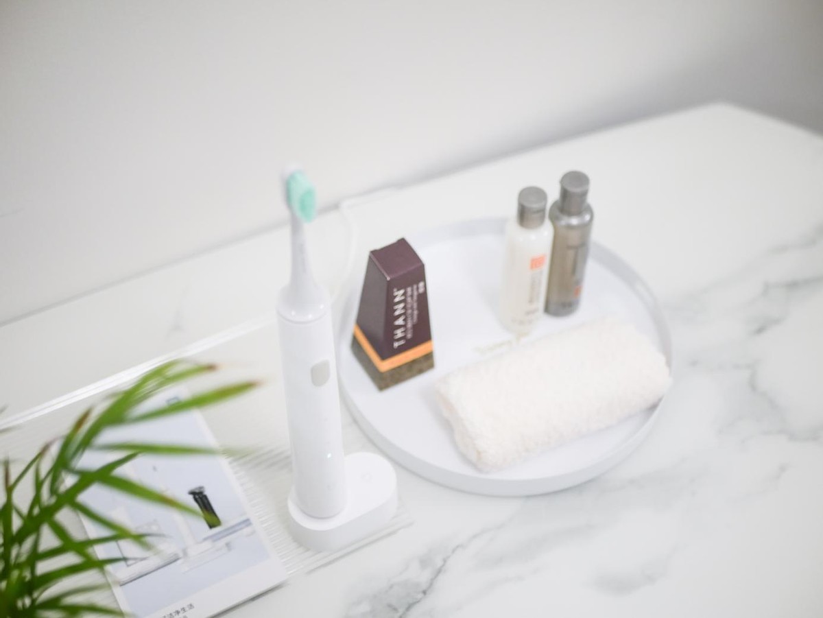 usmile电动牙刷和飞利浦电动牙刷,华为电动牙刷和飞利浦电动牙刷