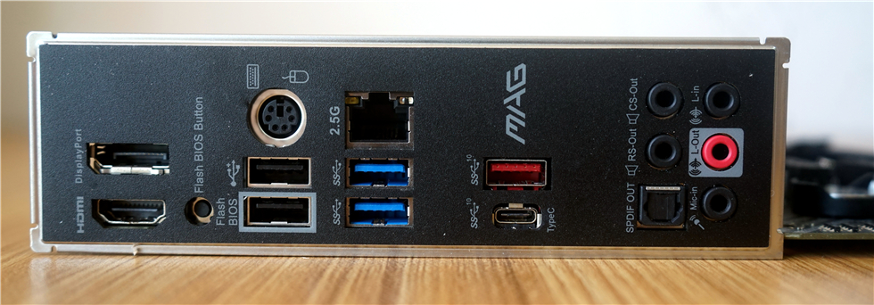 5800X+6600+钢影PF1+飓风S240水冷+阿帕奇机箱的TT半全家桶装机