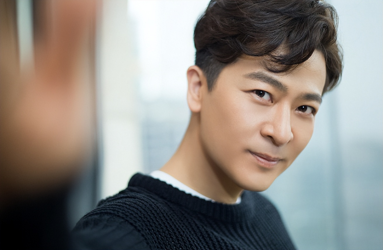 于毅：出道21年不温不火，靠“二丫头”出圈，靠《灵魂摆渡》翻身