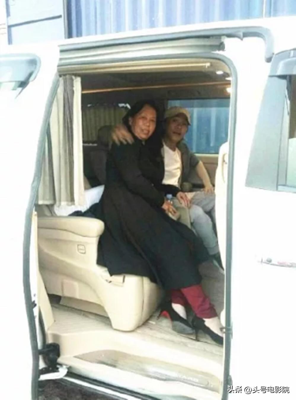 周星驰吹笛子曲子名,周星驰五月天周杰伦