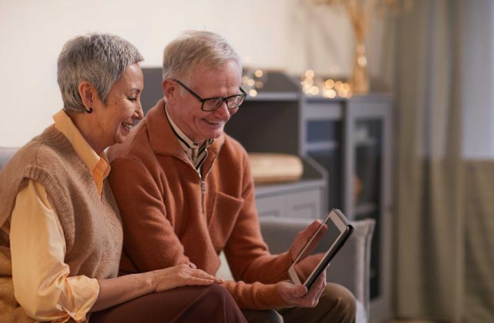 日本养老服务现状及保险业举措,日本养老产业发展政治政策