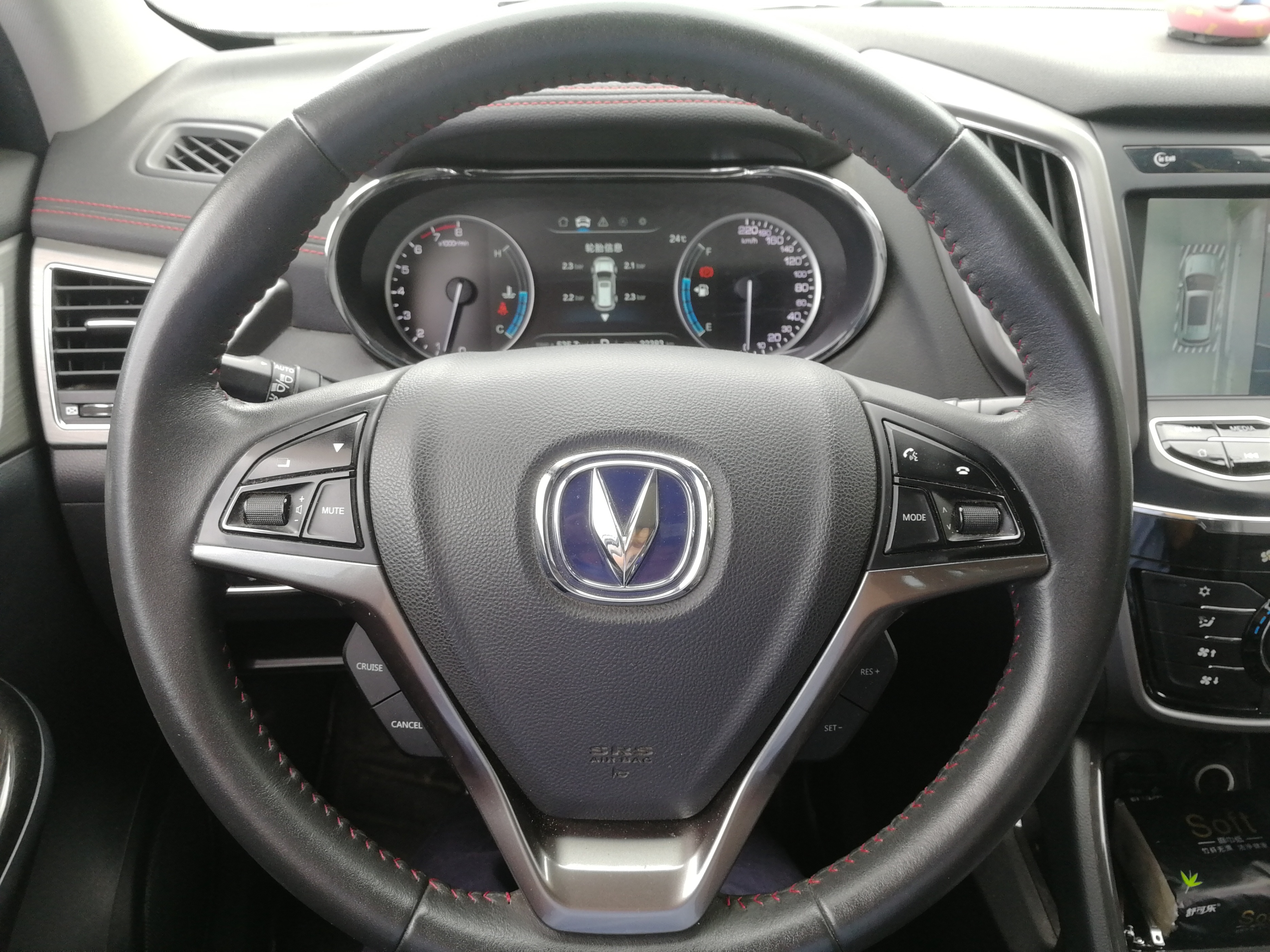 长途自驾前轮胎怎么检查,长途开车前怎么检查轮胎