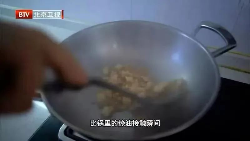 不粘锅铁锅不锈钢锅哪一种最好用,不锈钢铁锅不粘锅