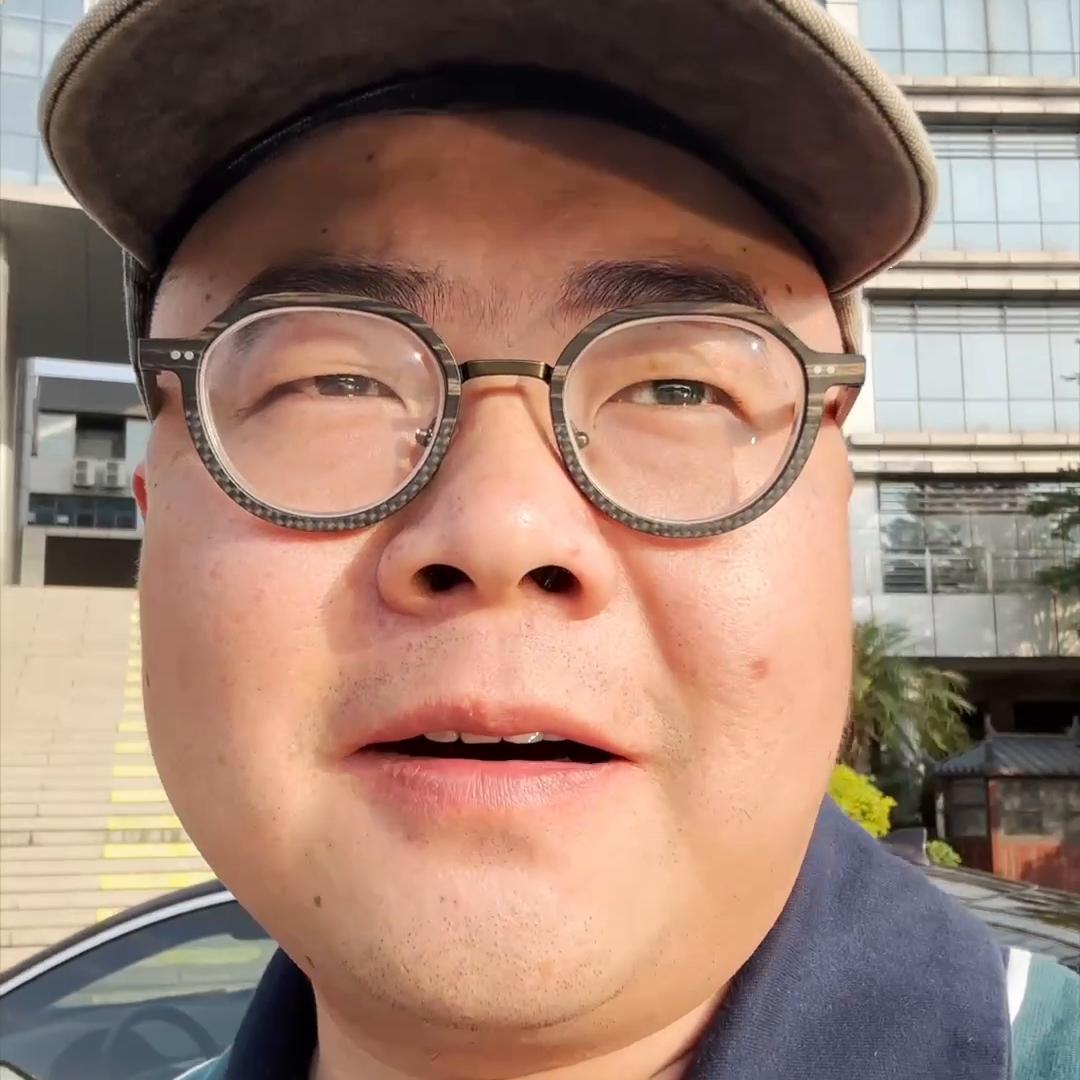 捷豹xf2015款2.0t自动奢华版,捷豹xf2021款p300四驱奢华版