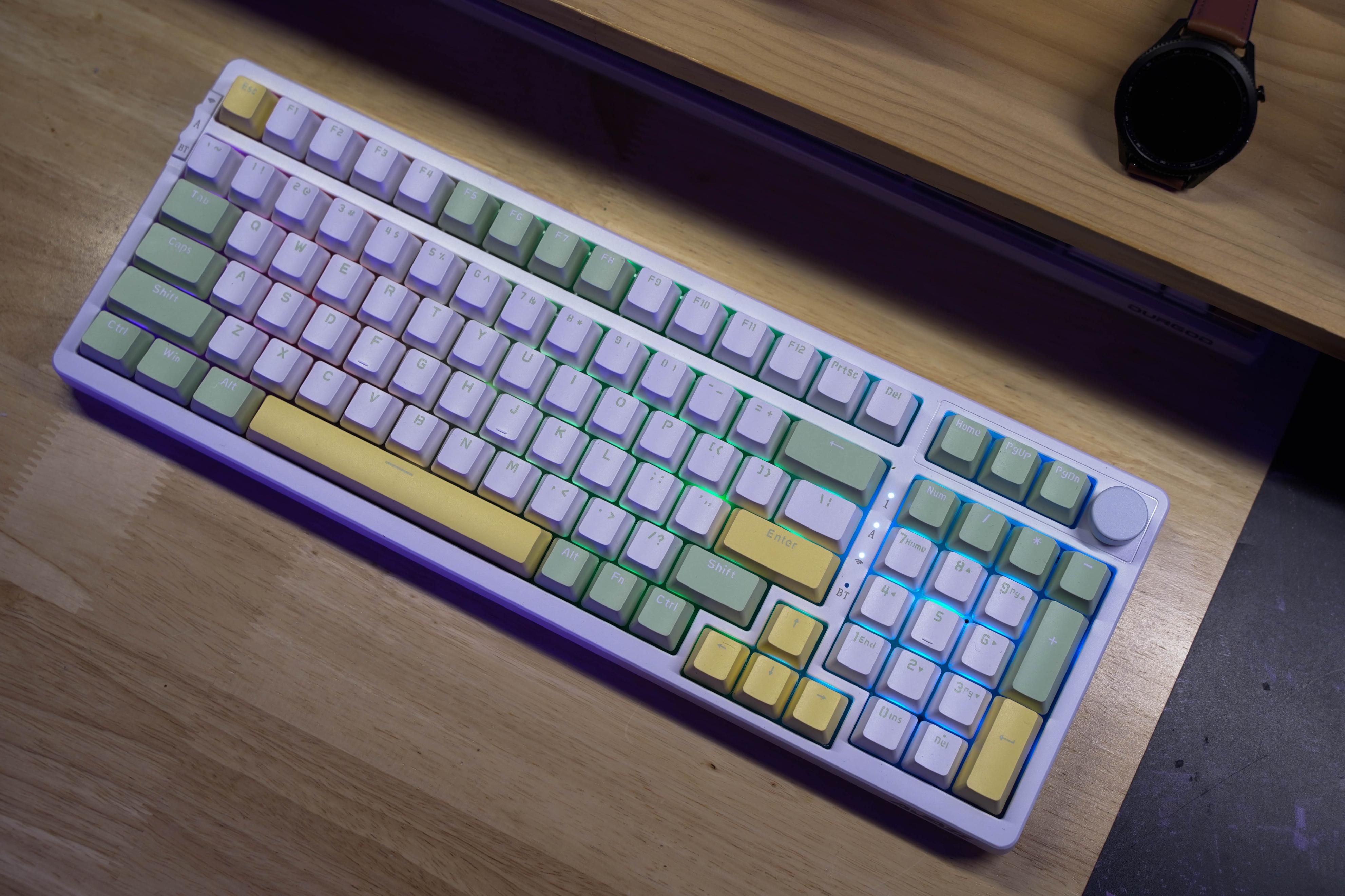 黑爵ak992侧刻机械键盘蓝沁,黑爵键盘ak992怎么样