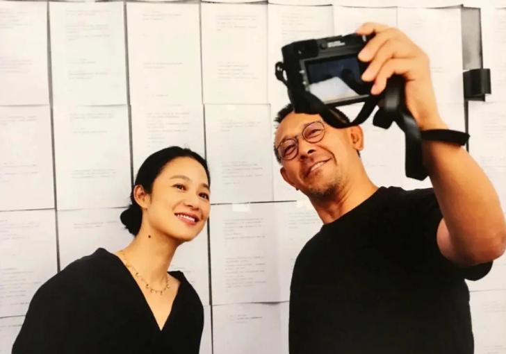 姜家有女初长成！女儿最害怕看见我流泪，如今姜文有心事