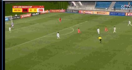 国足0-3韩国争议判罚,国足0:3不敌韩国首发阵容