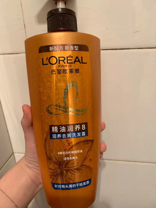 我们如何去选择一款正确的洗发水,选对一款洗发水很重要