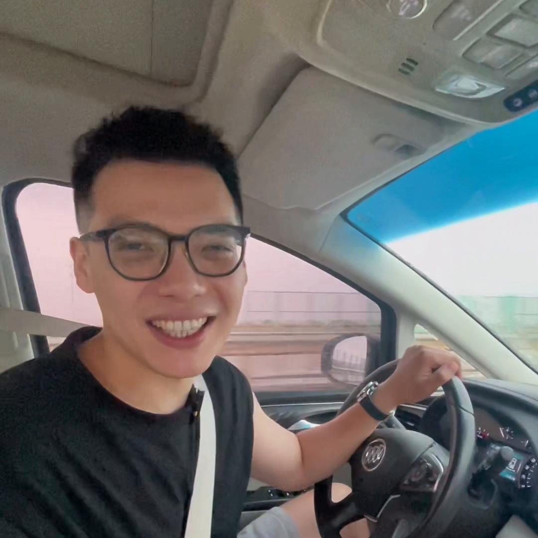 二手车搬运工话不多说继续看车,二手车搬运工长丰猎豹云南