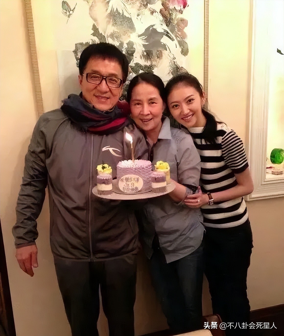 年过三十的女明星今昔对比图,今昔对比70后女星