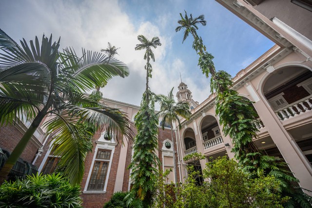 大学赚钱的十大专业,毕业后最赚钱的大学十大专业