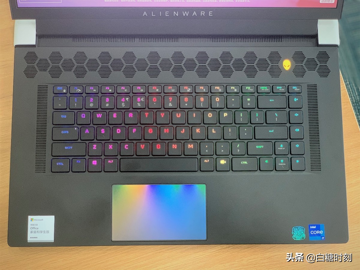 戴尔外星人alienware17r3gtx980,外星人alienwarex17游戏本评测