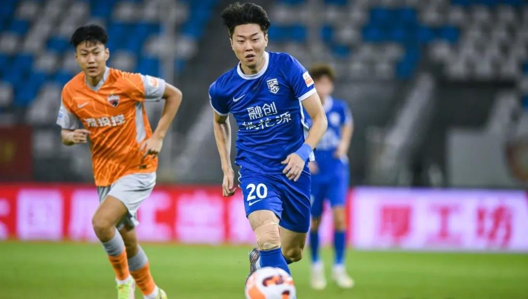 中超泰山击败河北队复盘,海港vs泰山费莱尼逃过红牌