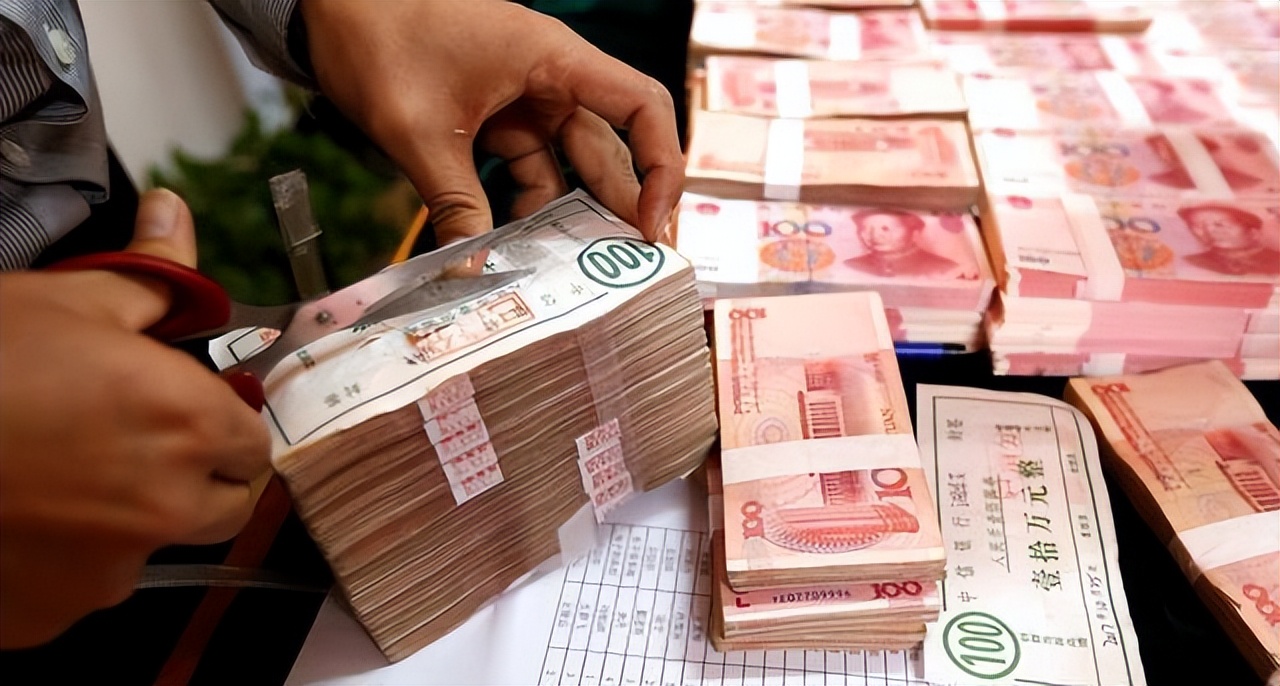 定期存款不到期能提前取用吗,定期存款整存整取过期了怎么办