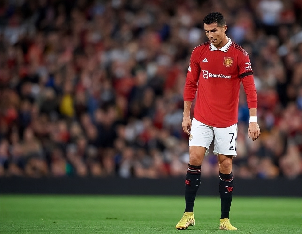 温格梅西c罗,温格称压力最大的是梅西姆巴佩