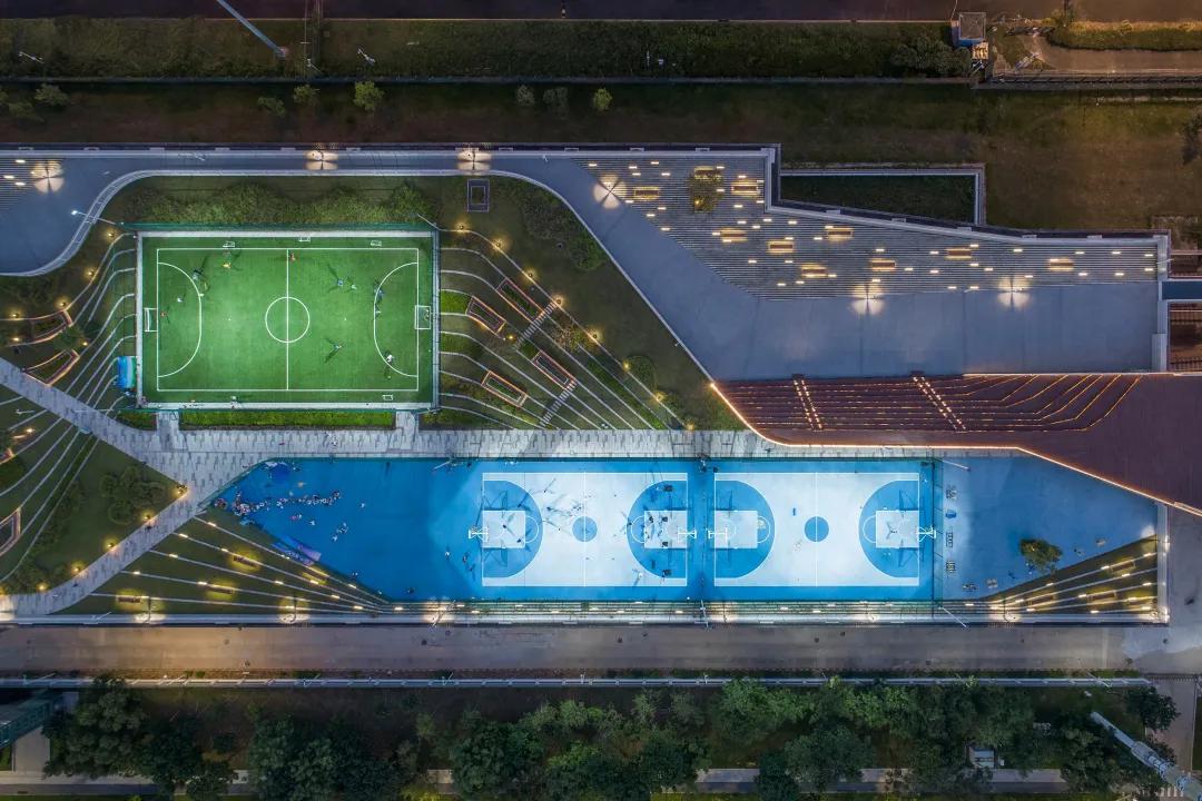 大湾区最大的“屋顶花园-将闲置屋顶变身深圳湾体育训练基地