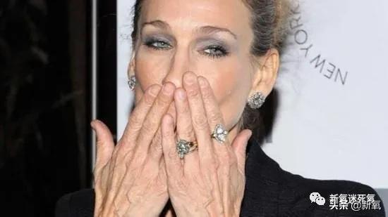 一个人变老的四种表现,一个人的年龄在脸上能不能看出来