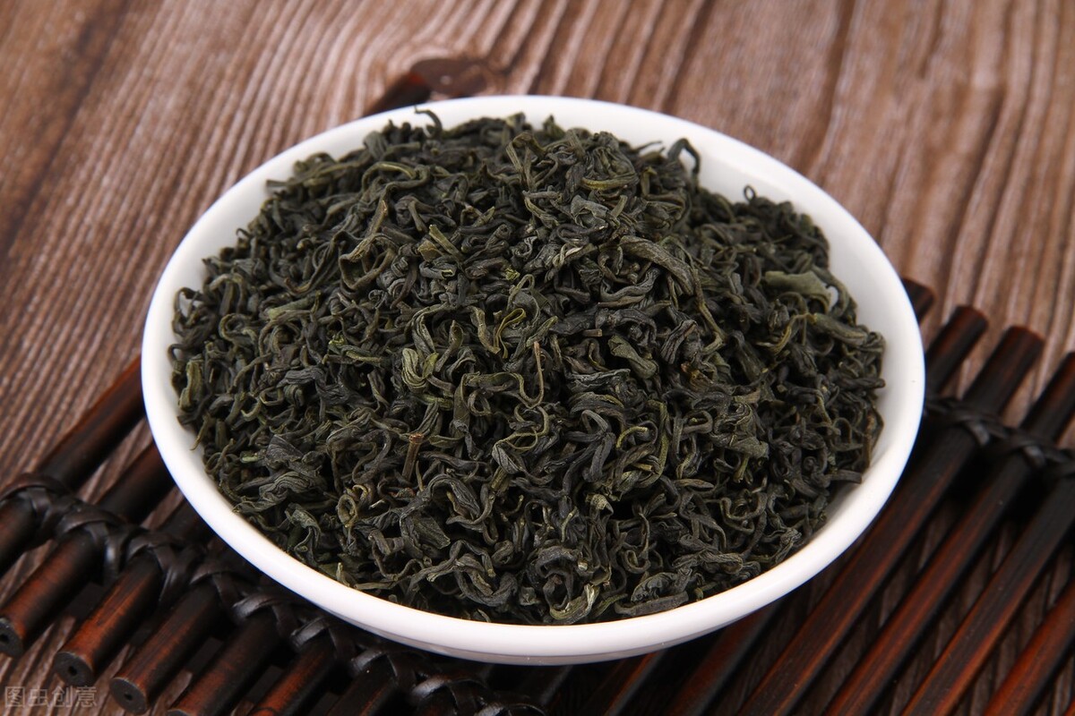 鞋子买小了挤脚怎么办板鞋,鞋子买小了挤脚最快的解决办法