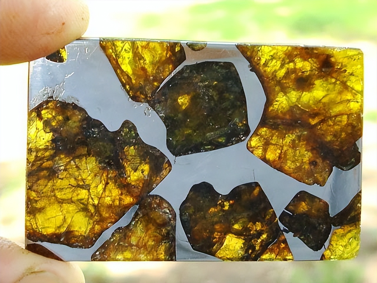 6500年前陨石落到哪了,2000年农民发现陨石