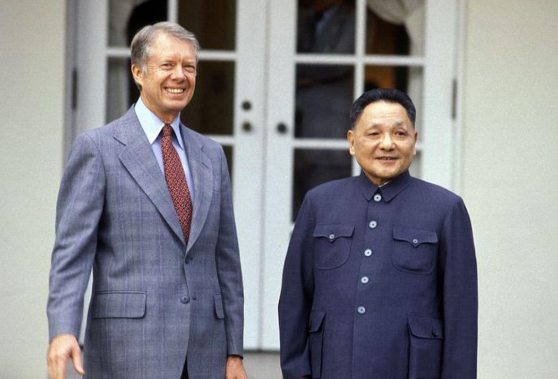 美国“最差”总统卡特：自称差点被解放军俘虏，98岁仍在工地盖房