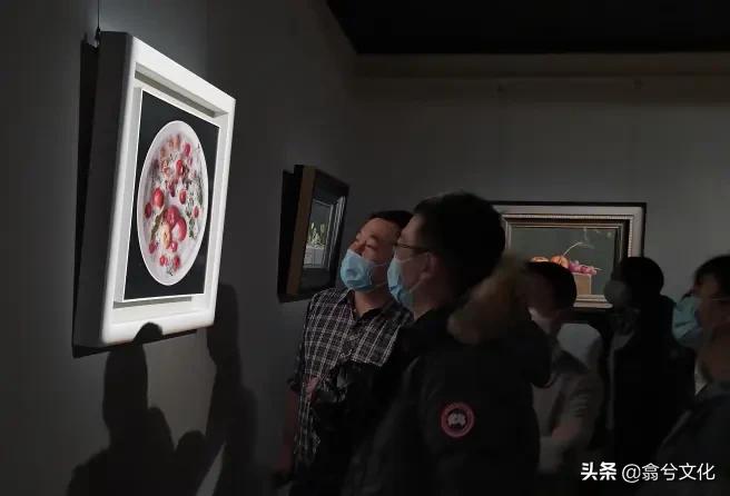 世纪坛油画展,中国新具象写实油画作品欣赏