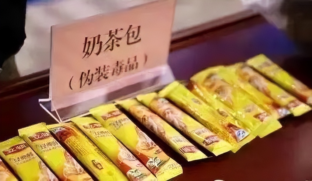 彩色水果糖、奶茶包?《狂飙》剧中隐藏的“细节”家长你注意了么？