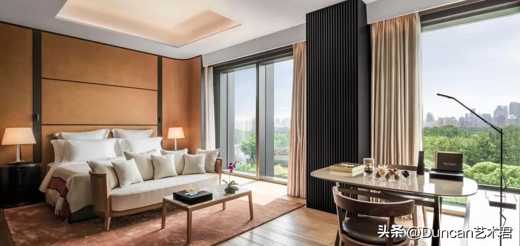 奢侈品跨界玩起酒店，还有你们设计师什么事！