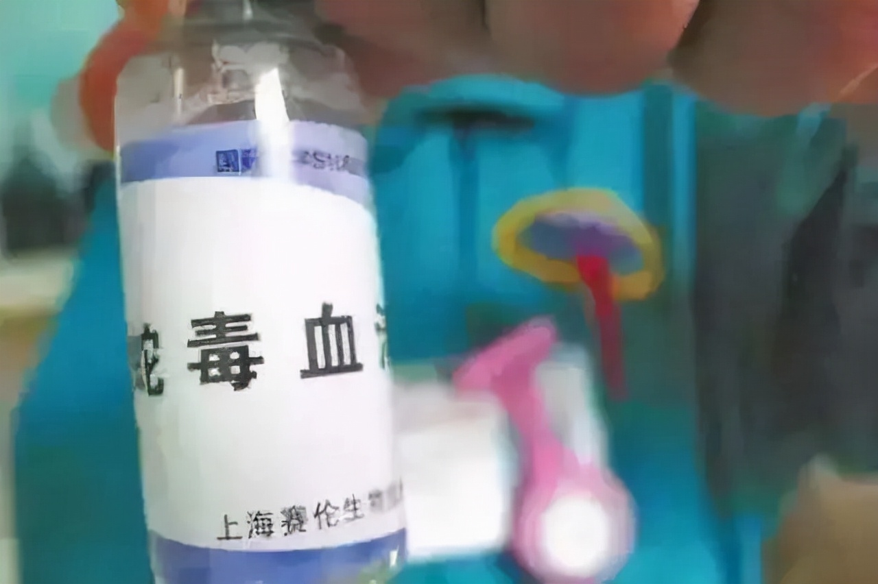 毒蛇嘴里有毒液为什么不会被毒死,毒蛇的毒液为什么可以毒死人