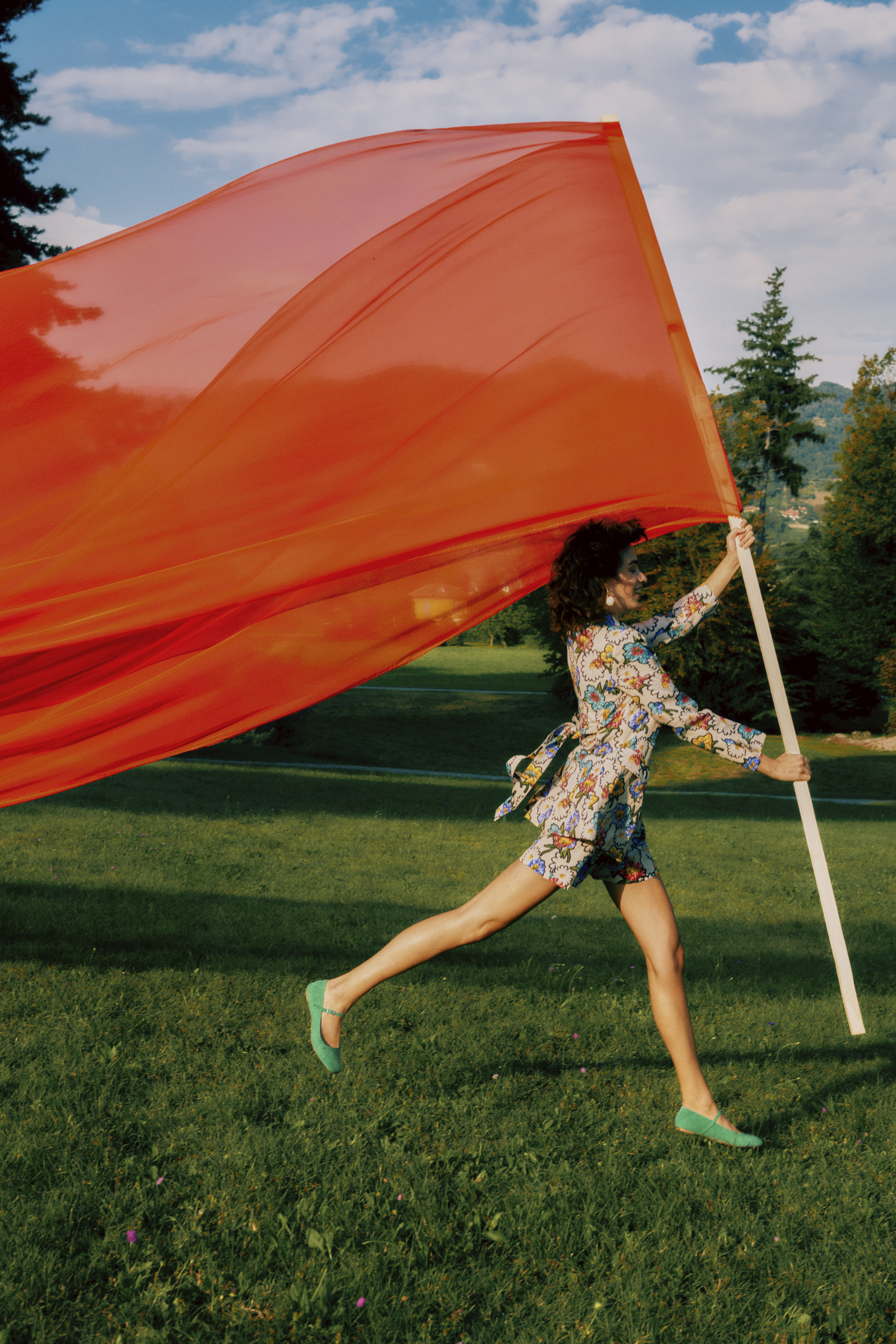 破圈密码再添新作，MAXCo.推出联名系列产品