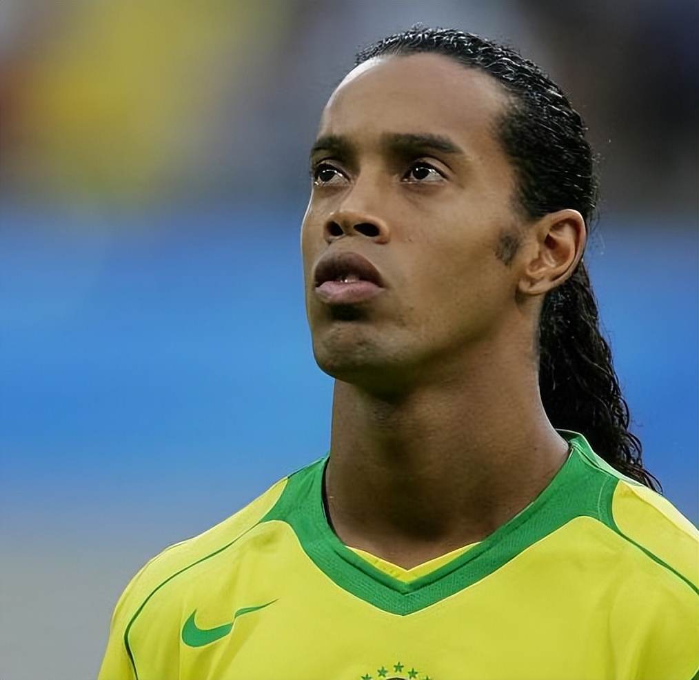 巴甲评中超,2022巴甲足球介绍视频