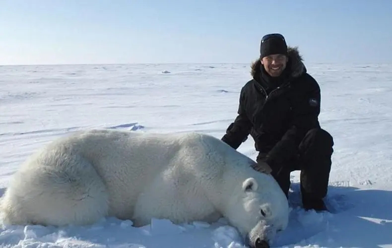 陆地上最厉害的食肉动物是北极熊,北极熊是陆地食肉最强的动物吗