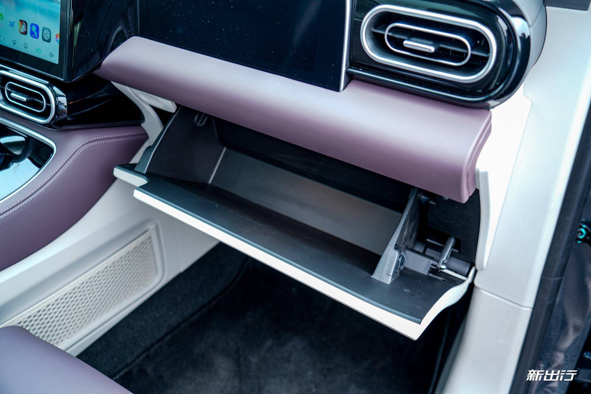 15万的中型SUV体验如何？静态实拍零跑23款C11