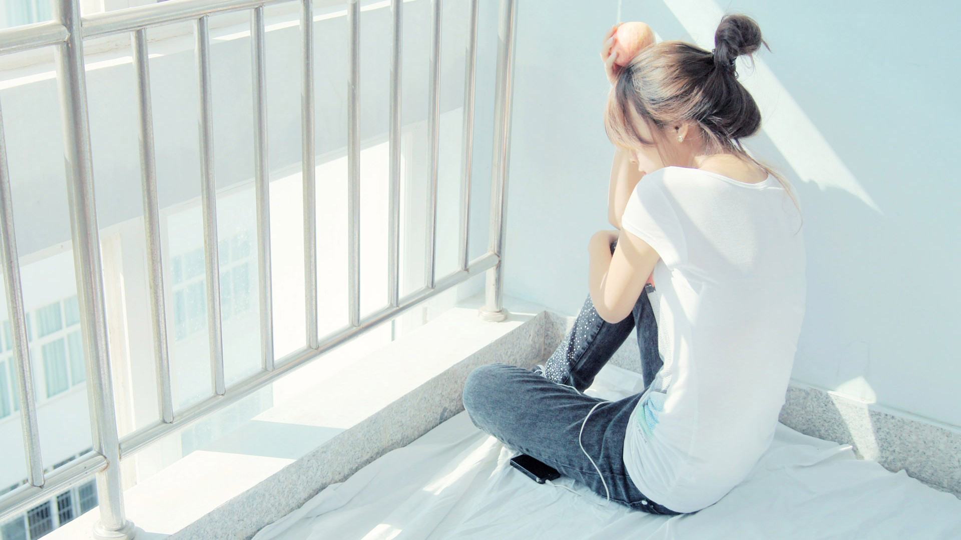 男人真的爱一个人会跟他借钱吗,真心爱你的男人会主动给你钱吗