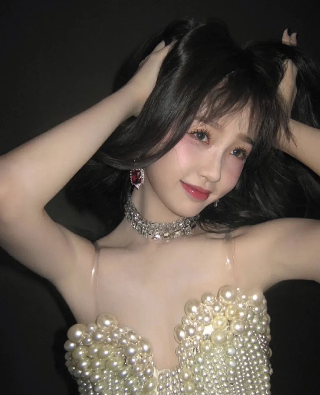 虞书欣圆脸变微脸的方法,虞书欣扁平脸改善